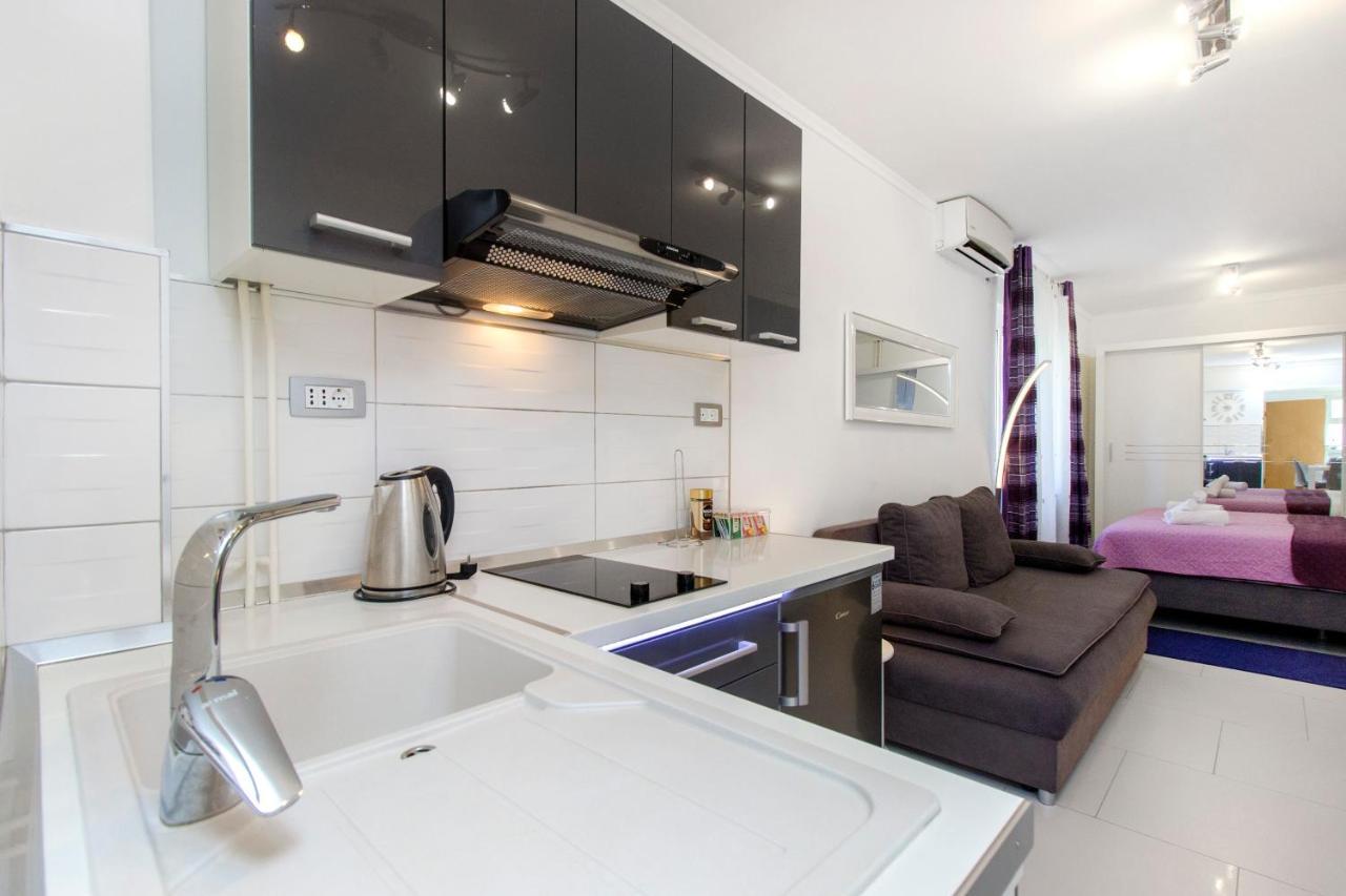 Apartment Seaside, Free Parking Sibenik Exterior photo